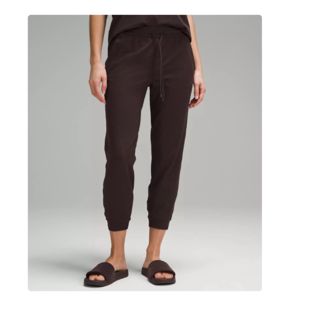 Soft Jersey Classic-Fit Mid-Rise Jogger - Espresso - Size 10
